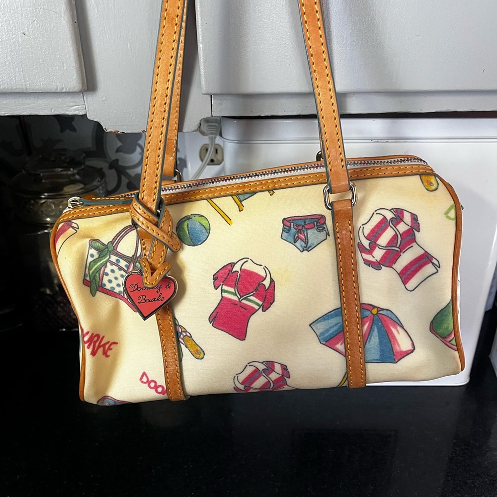 Vintage Dooney & Bourke Y2K “Beach” Doodle Barrel Bag Satchel - Rare Print